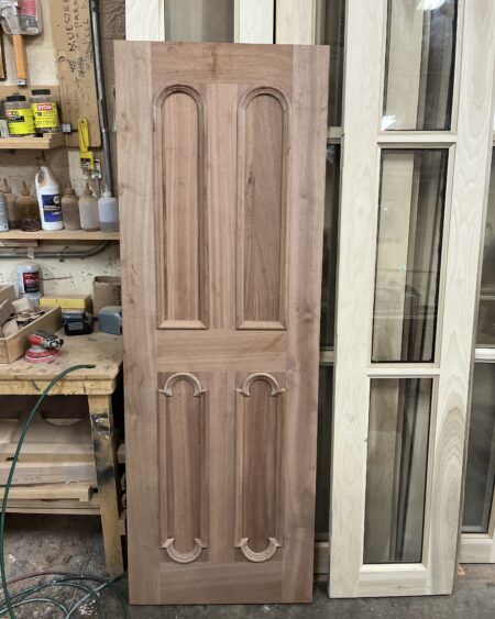 mahogany apm-101