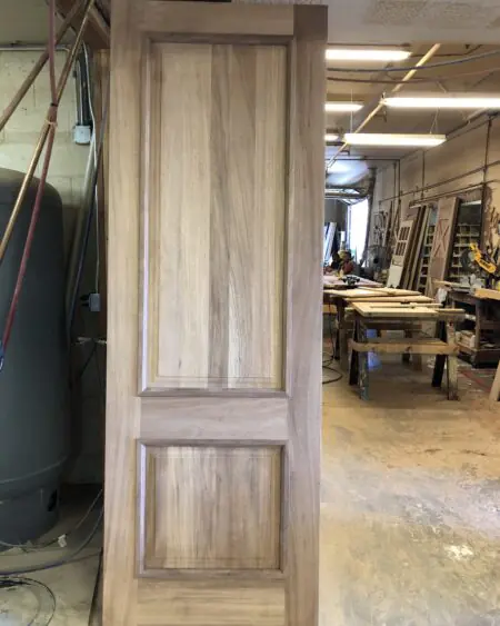 mahogany apm-107